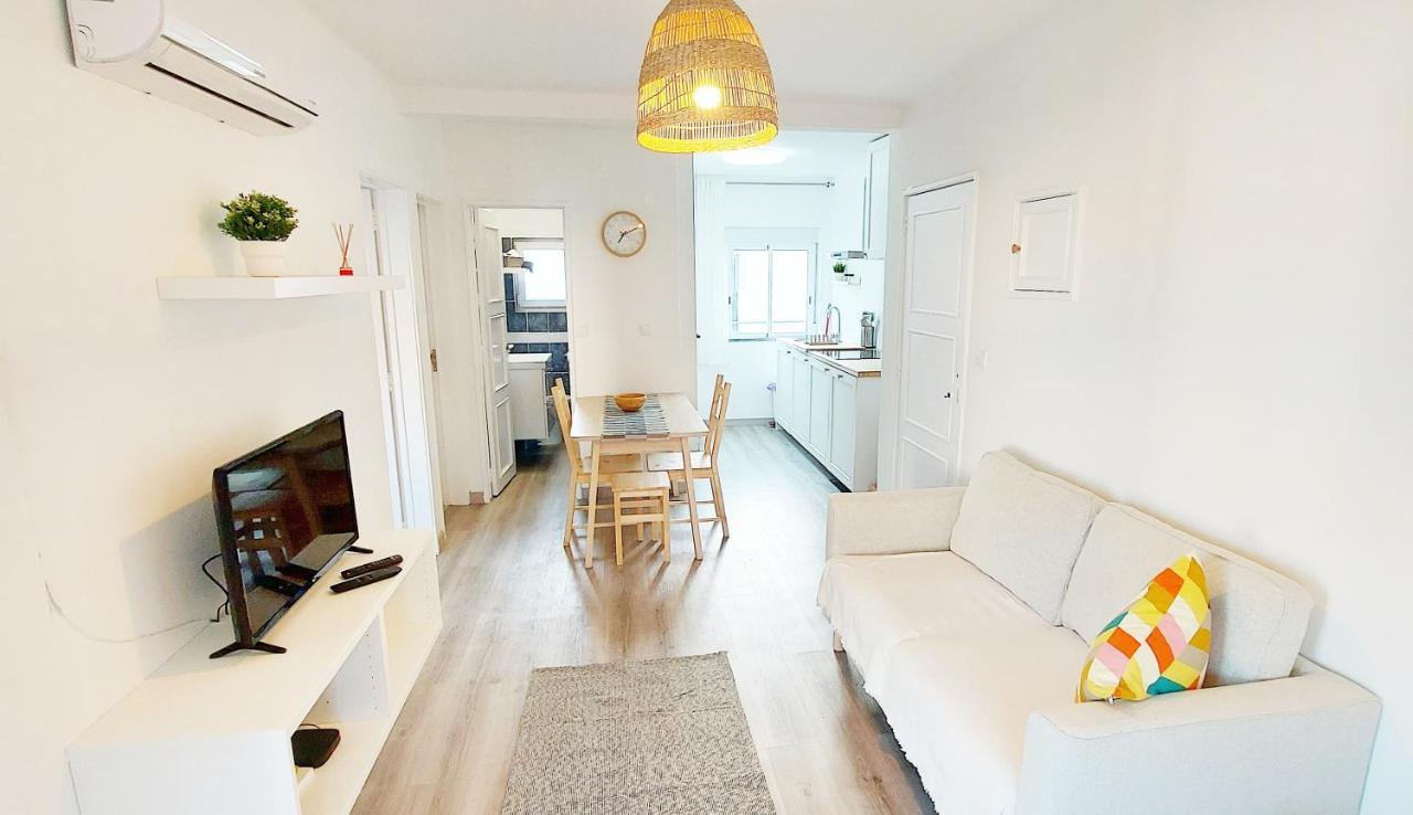 Caroline'S Apartment Вила до Биспо Екстериор снимка